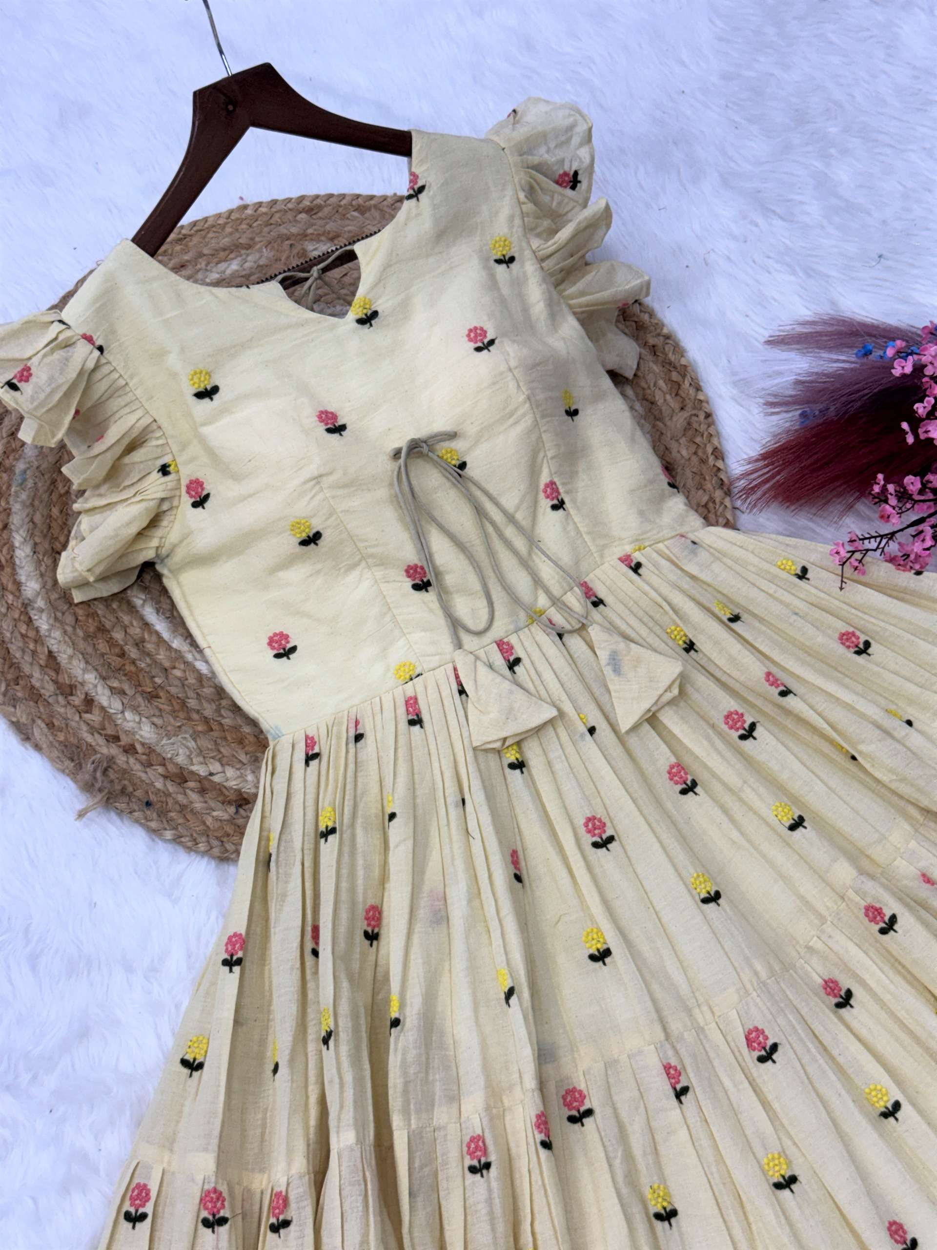 KA 1247 COTTON FANCY PREETY LOOKS SUMMER WEAR LADIES GOWN