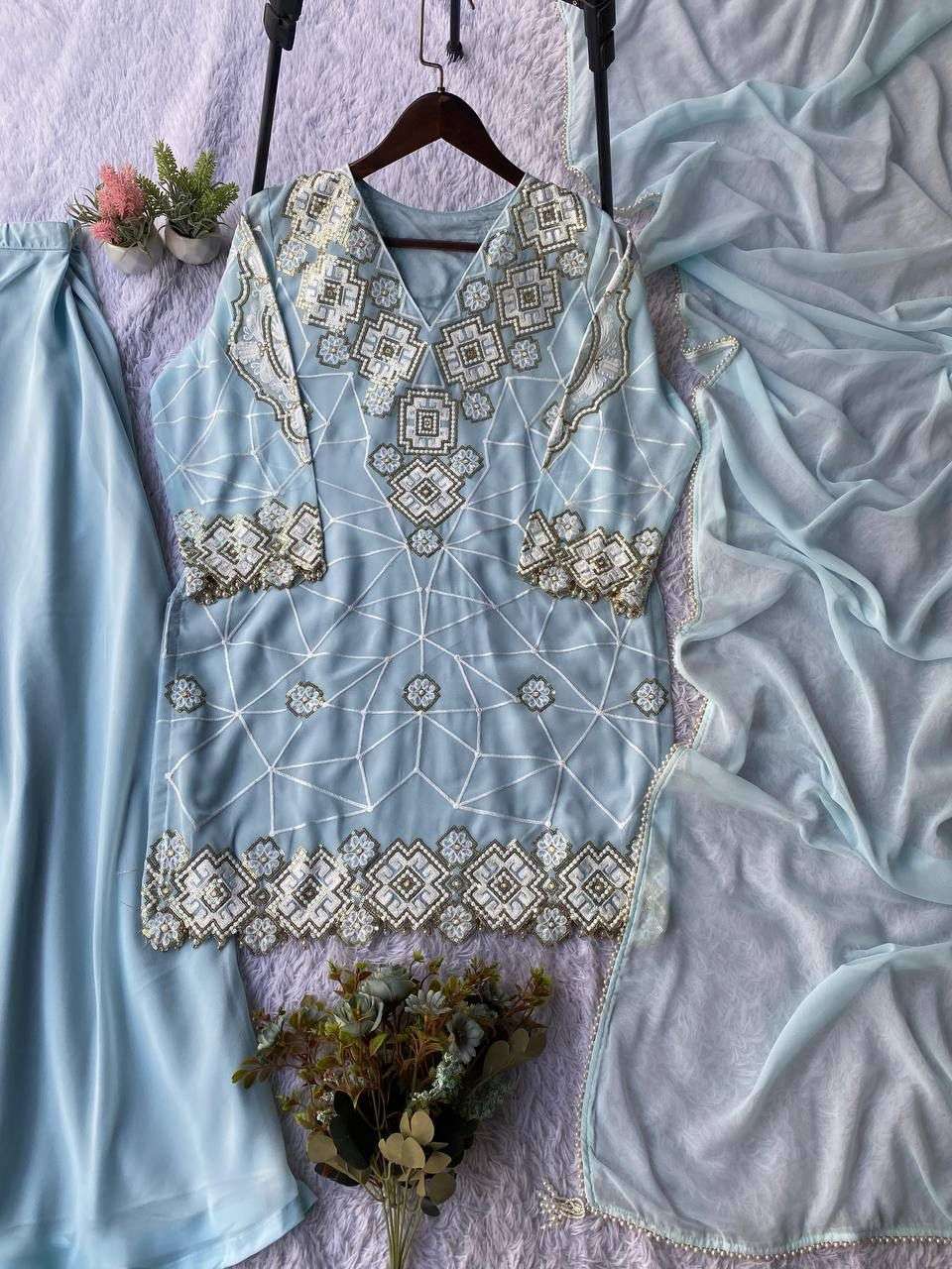 LG 2063 MOTHER DAUGHTER TWINNING COLLECTION
