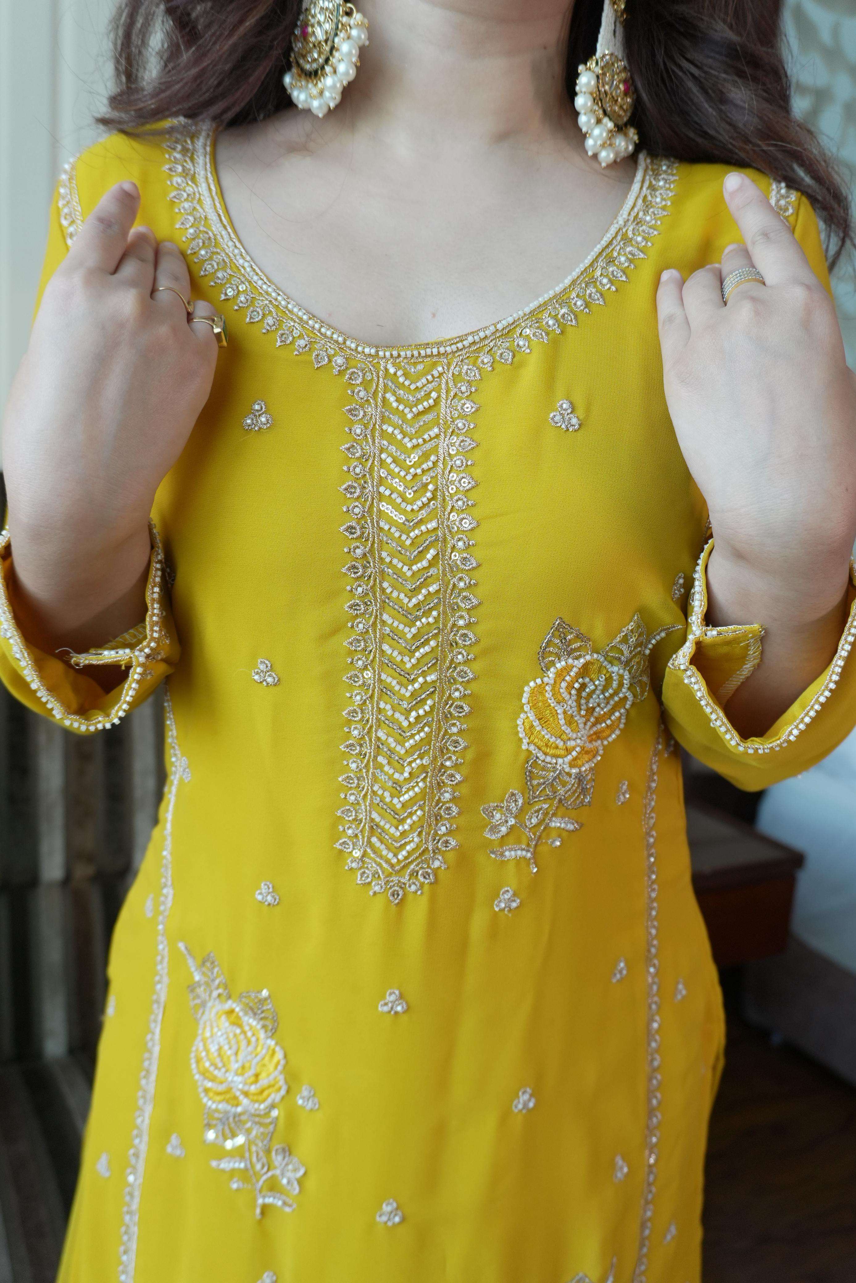 LM 15 GEORGETTE DESIGNER WEDDING WEAR LADIES GHARARA SUIT