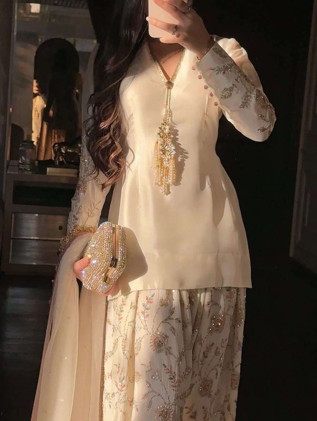 AD 225 DESIGNER PARTY WEAR LOOK TOP FARSHI PLAZZO AND DUPATTA SET 