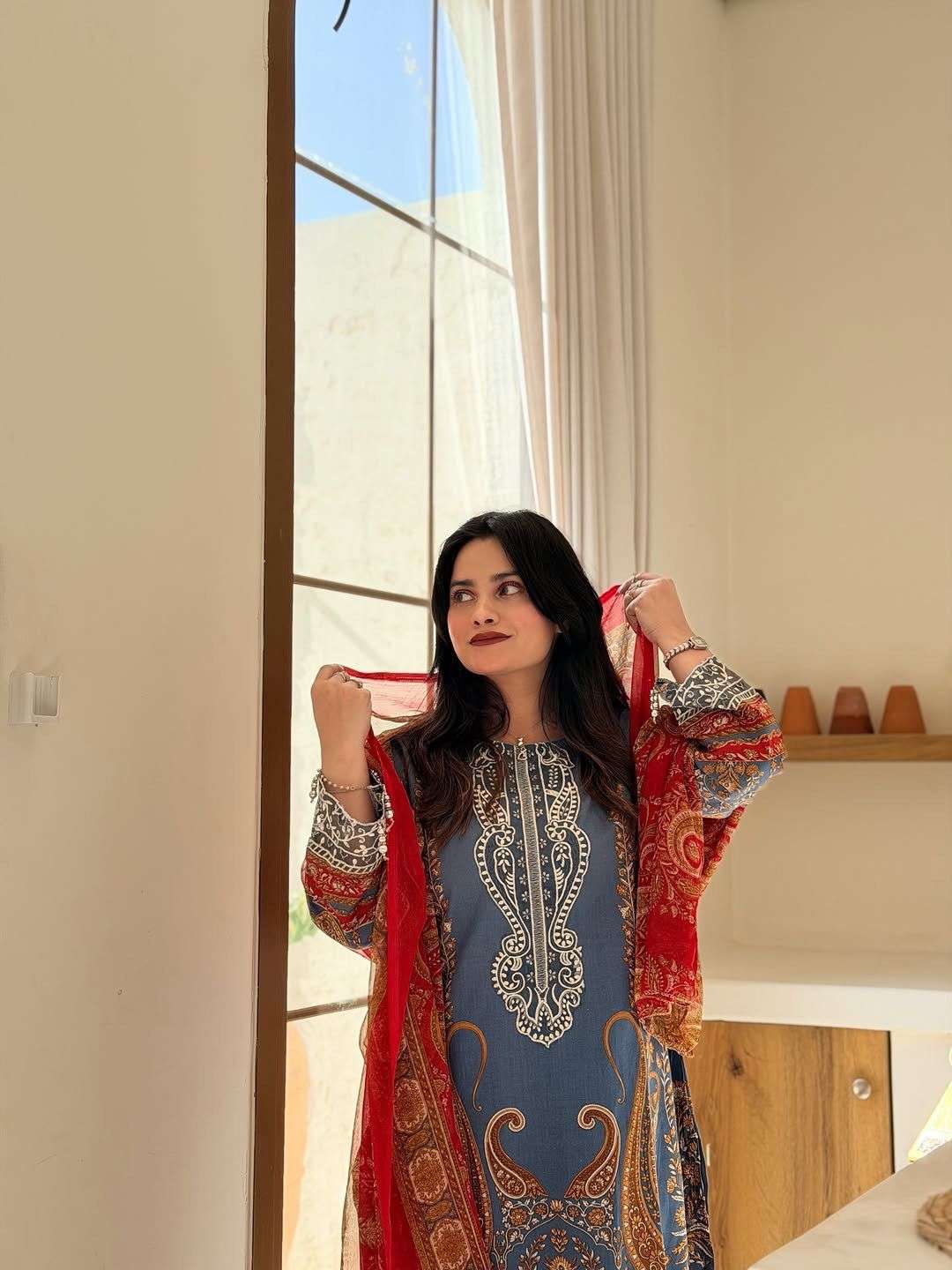 BE 467 CHINON PRINTED DESIGNER WORK PAKISTANI STYLE LADIES SUIT