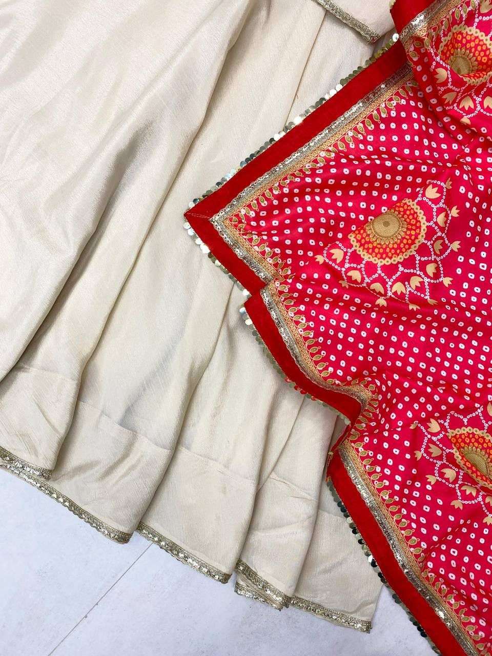 LG 1970 PREETY LOOK DESIGNER PARTY WEAR ANARKALI GOWN STYLE LADIES SUIT