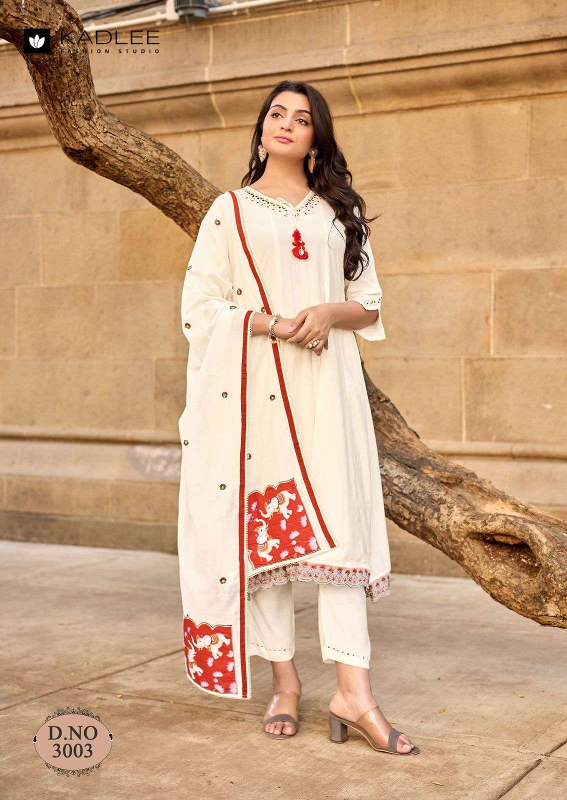 KADLEE FASHION SAIRAA MUSLIN FANCY WORK LADIES 3PCS SET COLLECTION 